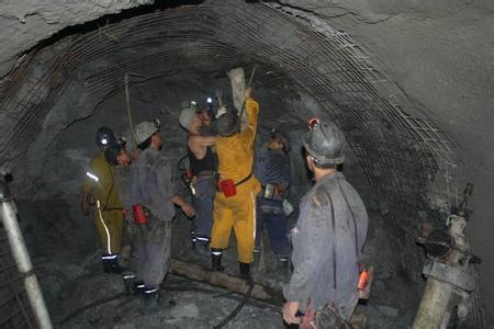 濠江工程爆破中的危险因素分析以及应对工程爆破危险的措施